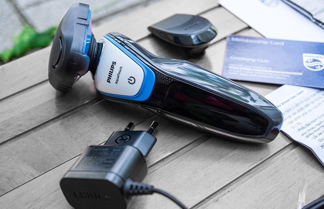 máy cạo râu Philips S5070