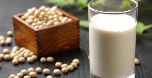 Nam giới uống sữa đậu nành có tốt không