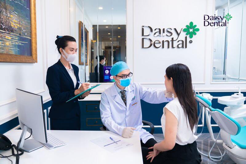 Tẩy trắng răng an toàn, chất lượng tại Daisy dental