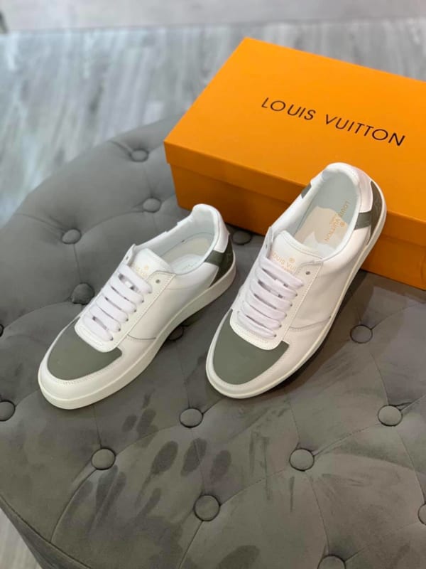 Giày buộc dây nam tuyệt vời của Louis Vuitton