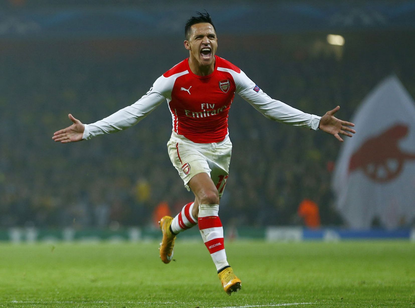 Video: Mùa giải đầu tiên của Alexis Sanchez tại Arsenal