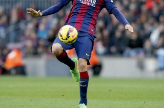 Hướng Dẫn Kỹ Thuật Kiểm Soát Bóng Tốt – Nghệ Thuật Làm Chủ Sân Cỏ