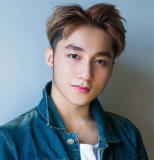 Top +10 Kiểu Tóc 5/5 Nam Đẹp Nhất Phù Hợp Với Mọi Khuôn Mặt